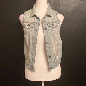 BP jean jacket (light wash) size XS